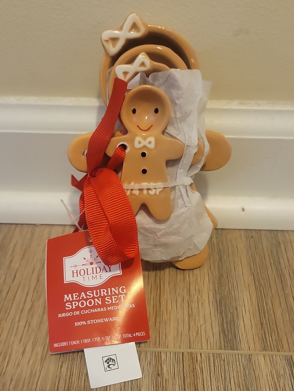 Holiday Time Gingerbread Measuring Spoon Set - Tan, White & Red